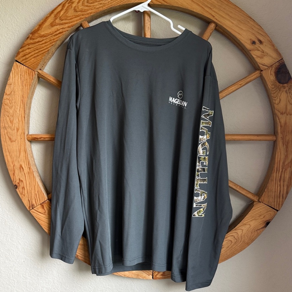 Magellan Outdoors Men's Dark Gray Long Sleeve Tee